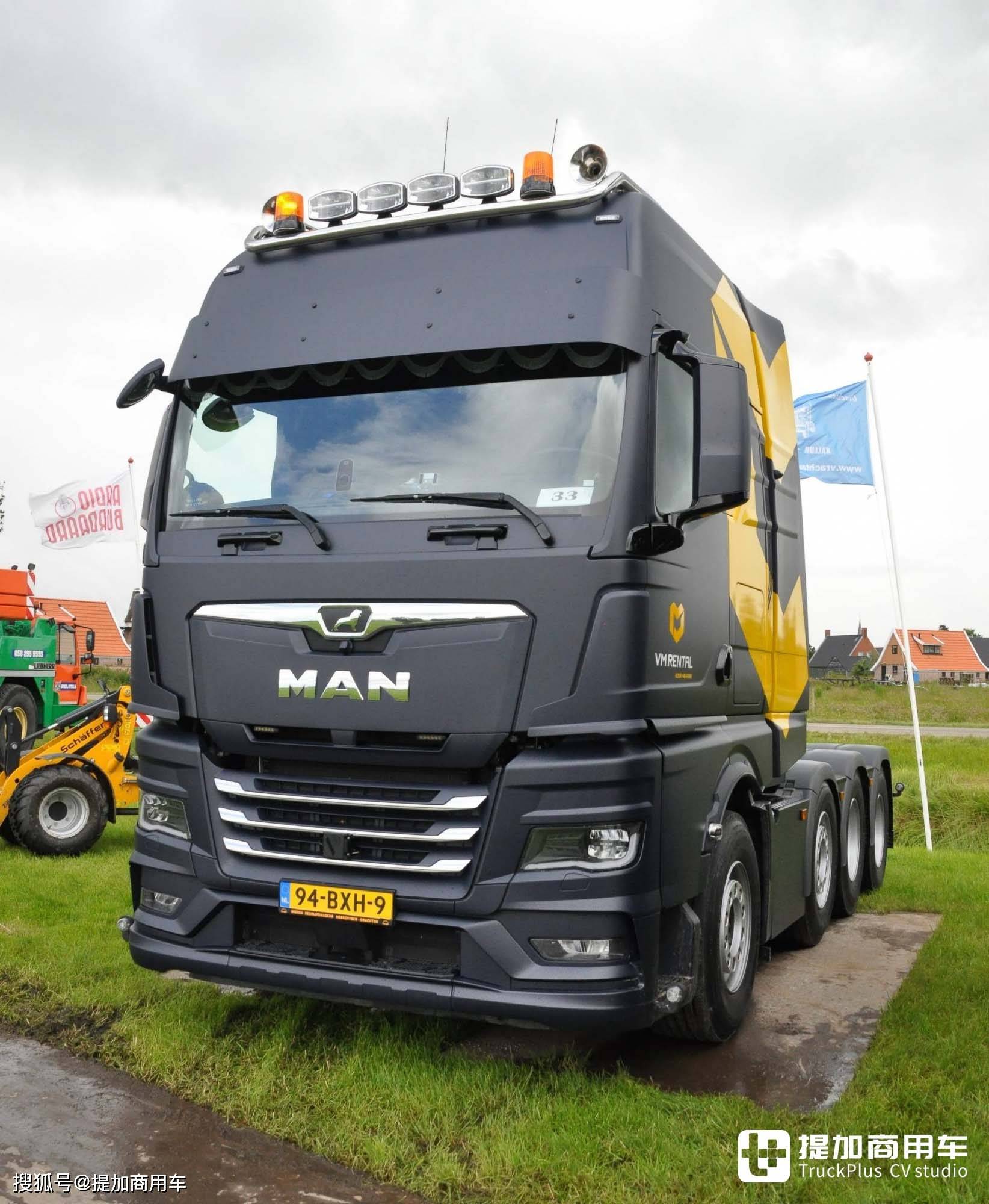 搭载全套遥控系统,640匹马力曼恩tgx大件车实拍,可遥控行驶