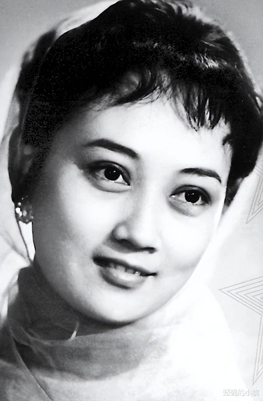 她被称为"最美"女将军,60后心中的女神,今年87岁,依旧有气质