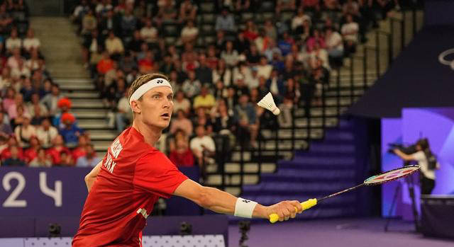 作为东京奥运会男单冠军,安赛龙一直保持着顶尖水平,目前世界排名第二