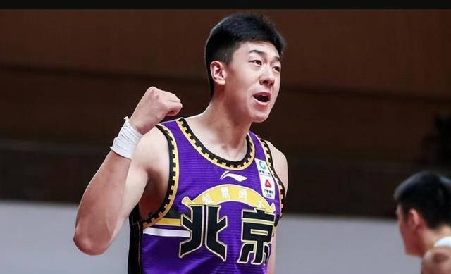 2米08国手王少杰加盟,朱芳雨成功引援!