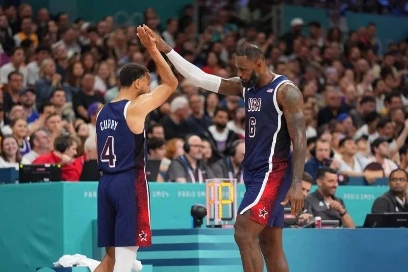 nba早报|湖人公布首席助教 勇士马卡很快有结果 名嘴炮轰小卡_交易