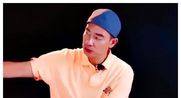 多年后再看陈小春:他的演艺生涯,他的爱人应采儿都堪称娱圈罕有