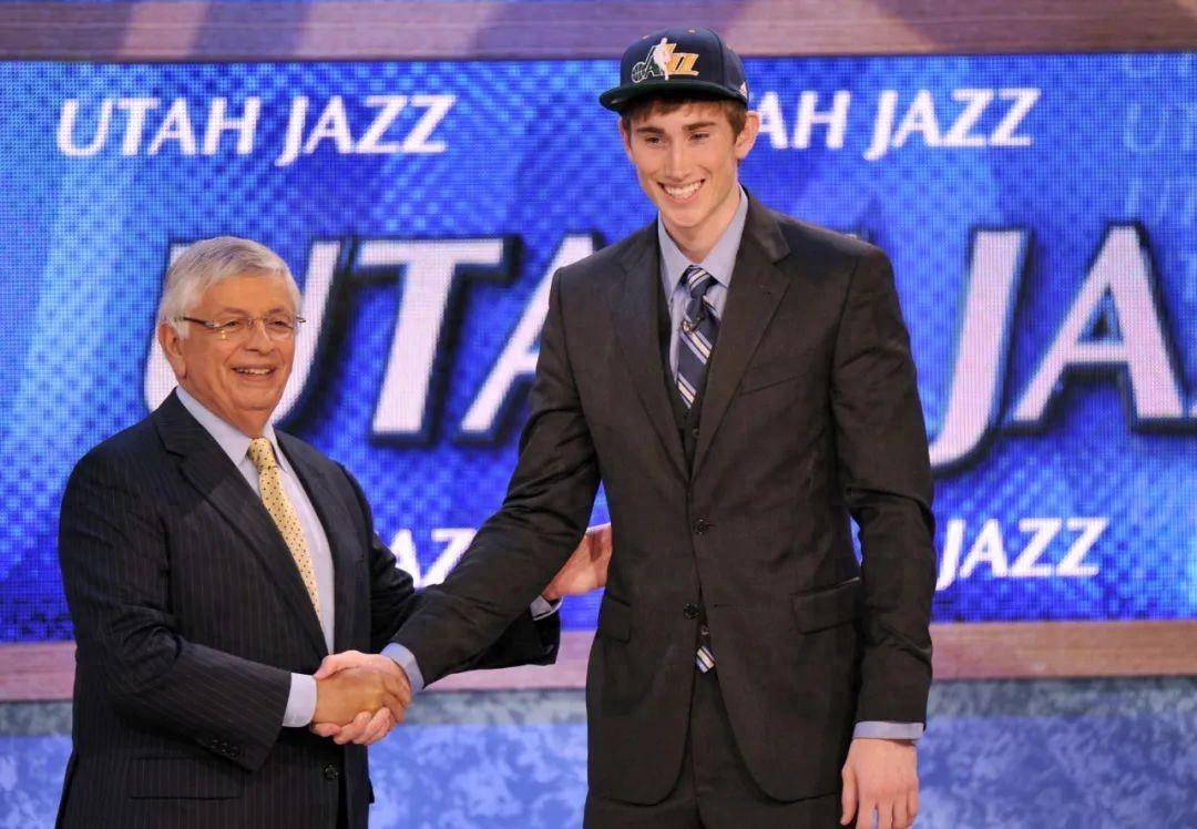 海沃德打了14年nba,一共赚了多少钱?退休金有多少