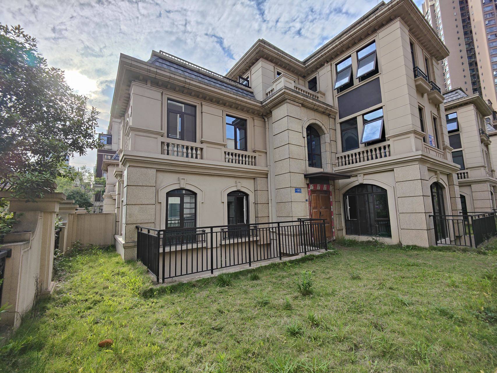 成都万锦城花千墅怎么样?万锦城花千墅值得买吗?