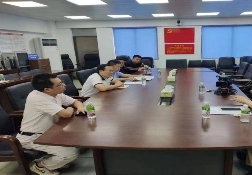 广东江门：初一男生晚自习猝死 家属质疑学校未及时救治