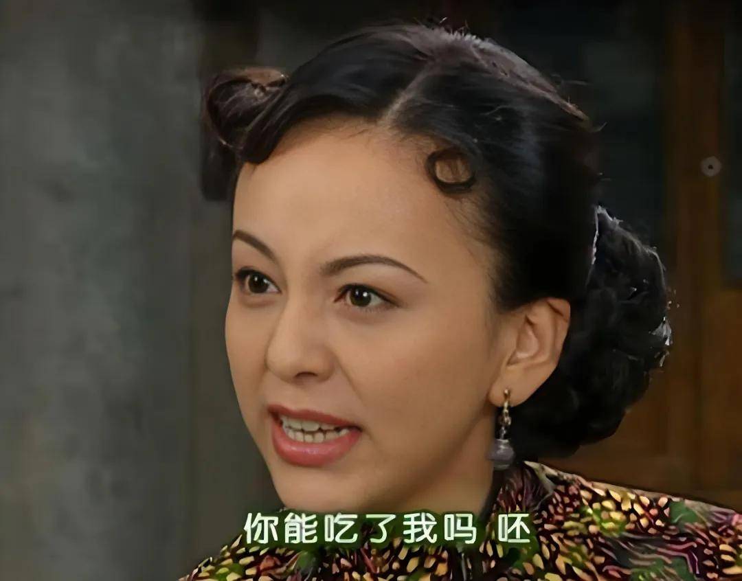 王琳 雪姨”走秀身材火辣，“科技脸”精致像少女，真实状态却让人幻灭_王琳_张脸_Vlog