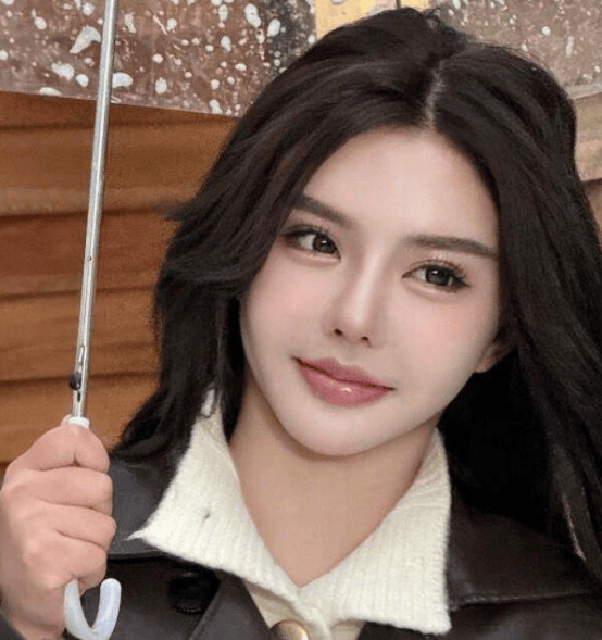 韩安冉前后结婚4次,又把母亲告上了法庭,人生比电视剧还精彩!