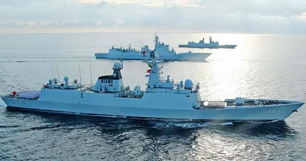 中国海军新054a出现,网友:更先进的054b不要了?_型护卫舰_舰桥_能力