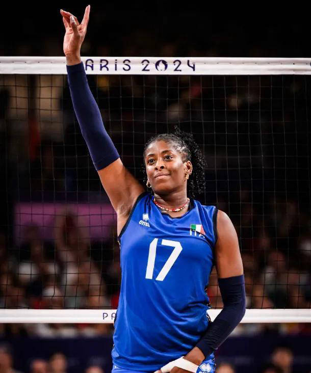 艾格努虽夺冠,却遭受种族歧视!意大利记者发声引争议