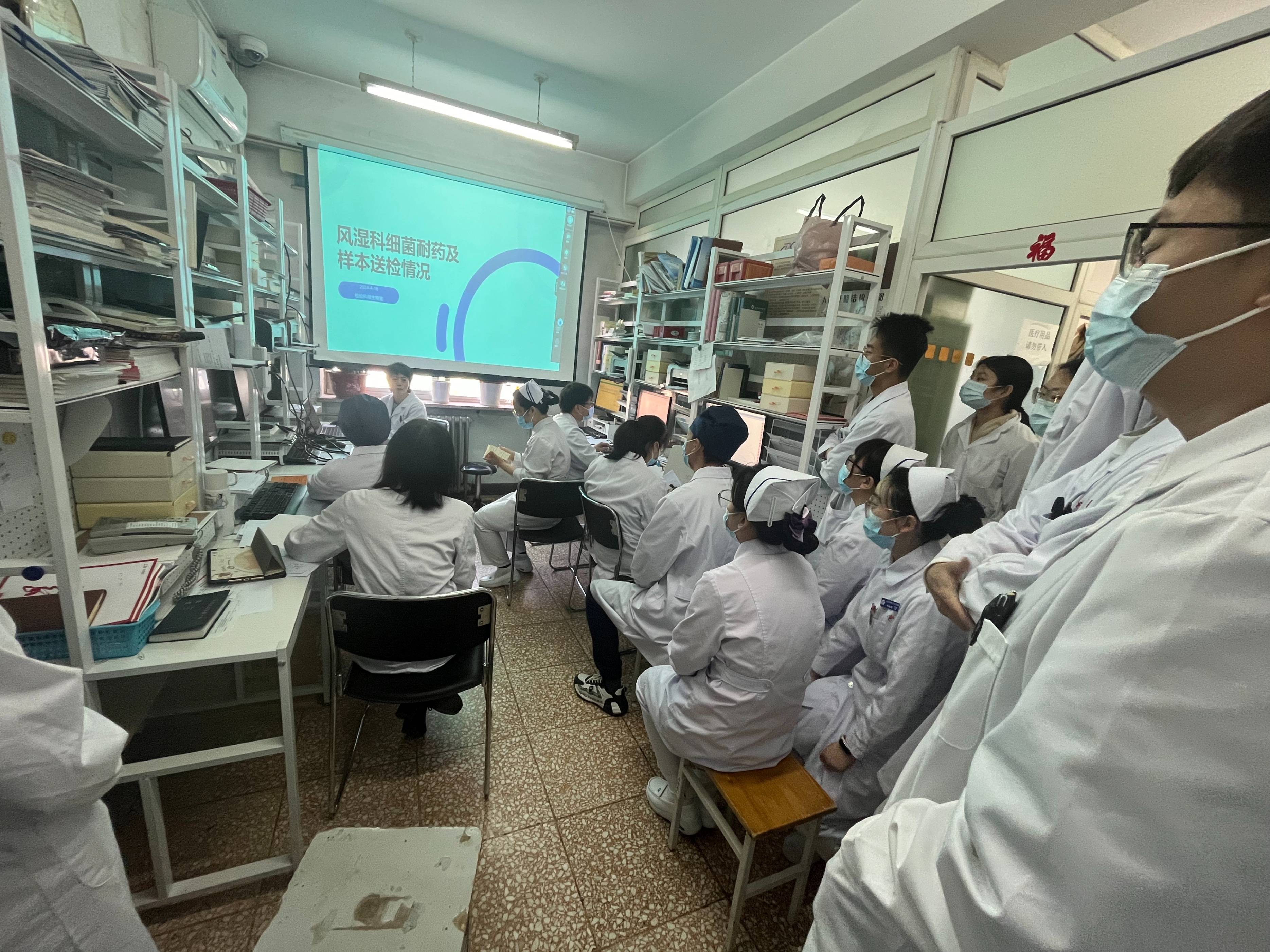 北京中医药大学第三附属医院医疗顾问CT加急-北京中医药大学第三附属医院针灸微创肿瘤科电话 