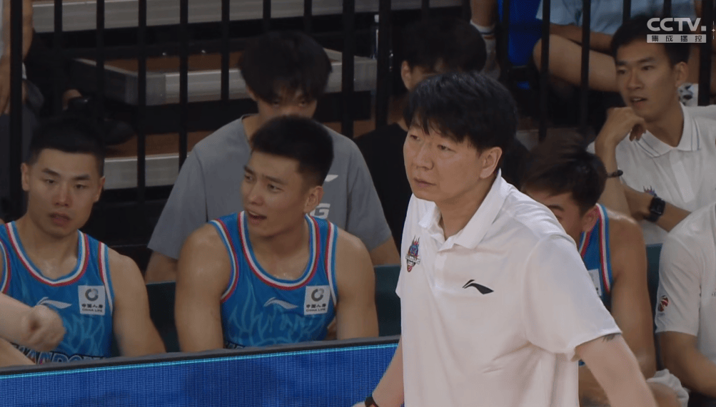 原创            邱彪得不偿失！高诗岩20+7+7伤退，状元郎6投2中，山东队憾失冠军-高青邱诗集有哪些