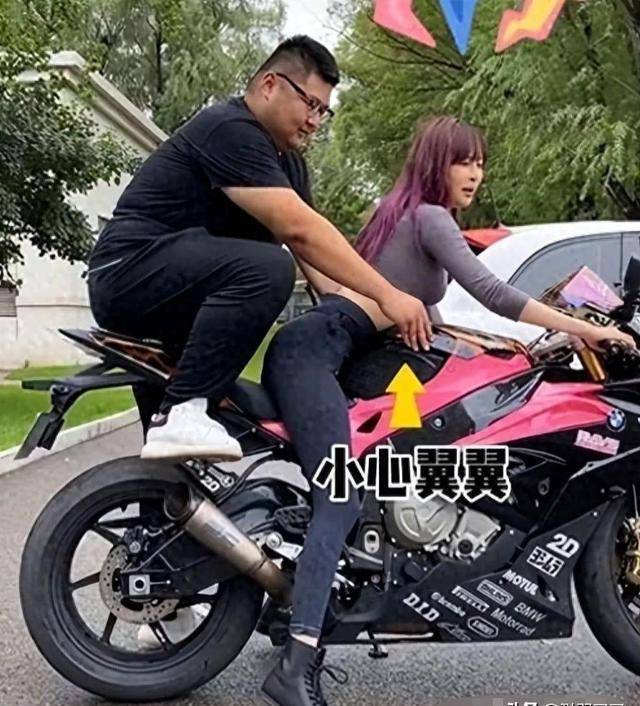 千万网红猴哥说车翻车”老婆控诉其三大罪行，评论回应太心酸-网红猴哥怎么了