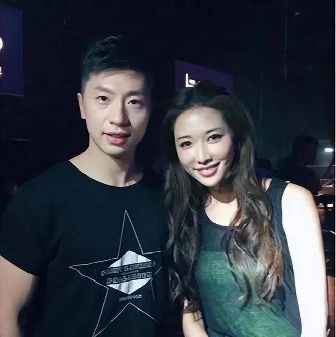 马龙的妻子颜值不输明星,完美气质惊艳网友