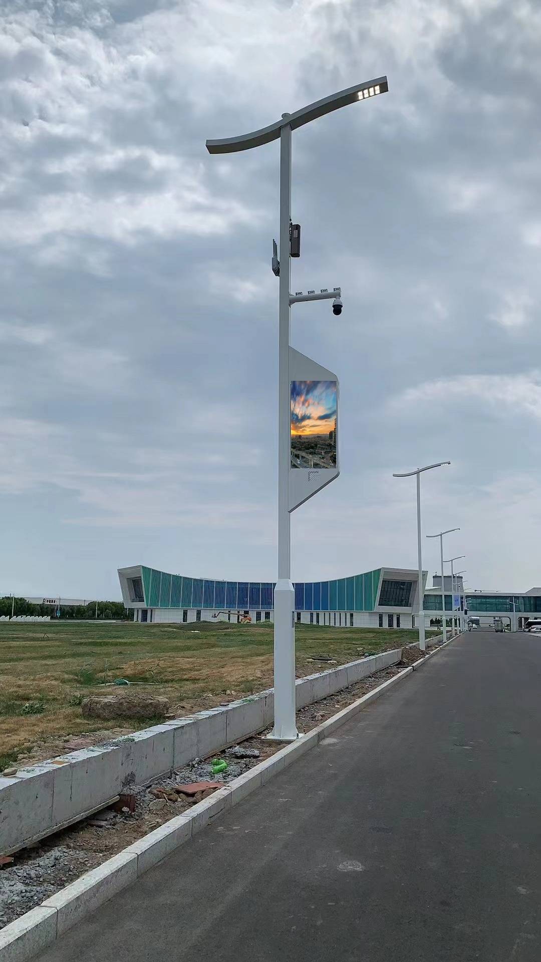 智慧灯杆助力呼市智慧工业园区产业智慧化