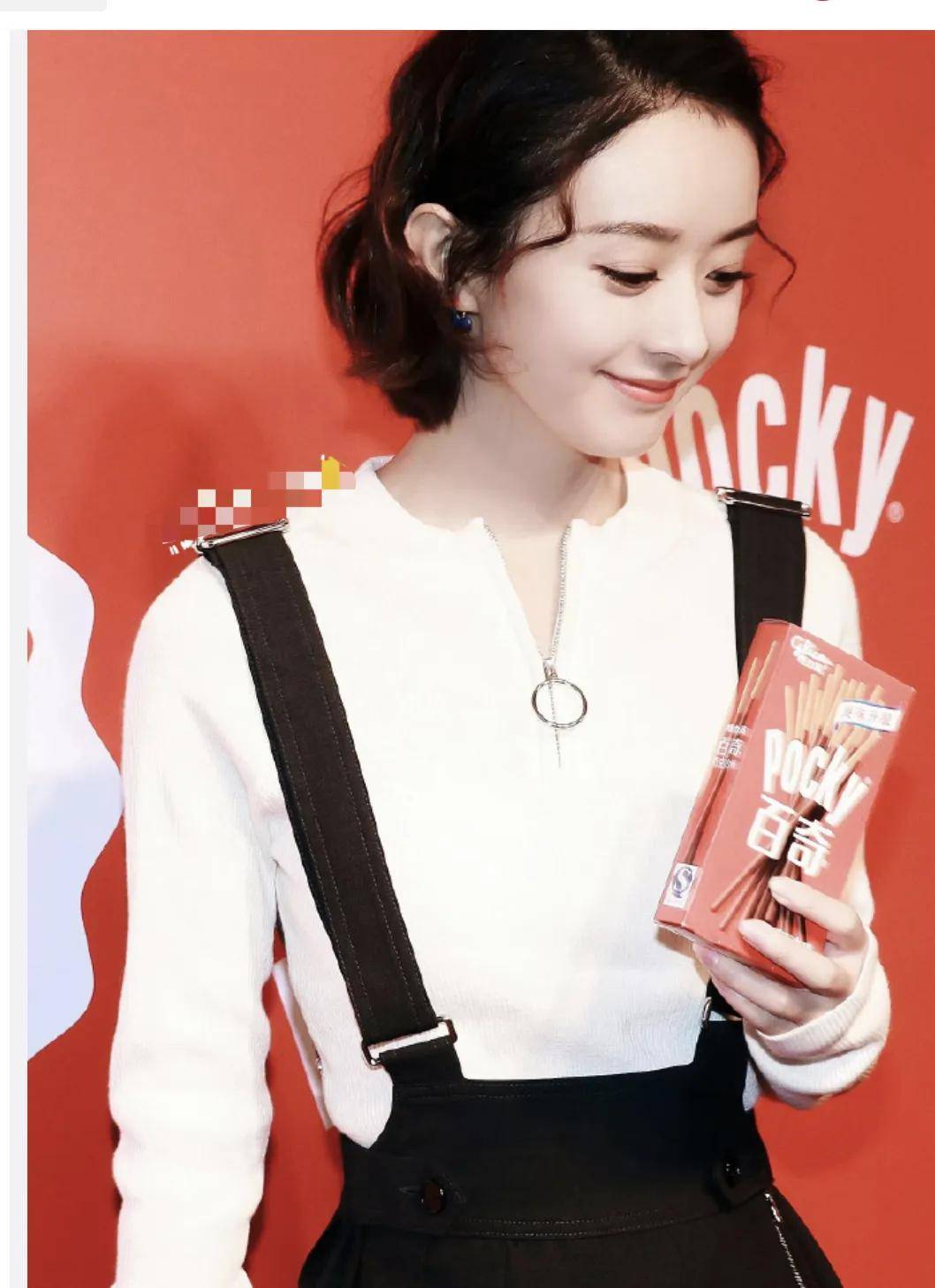 短发丽颖,帅到没朋友你们看到赵丽颖的新发型了吗?那可真是帅呆了!