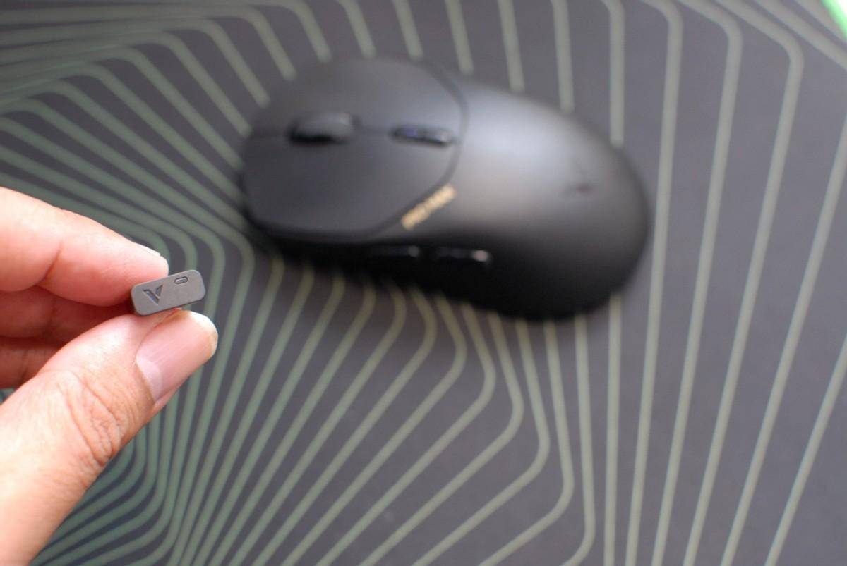 雷柏VT1PRO MAX鼠标与P5触点充底座:性能与无线科技的新体验