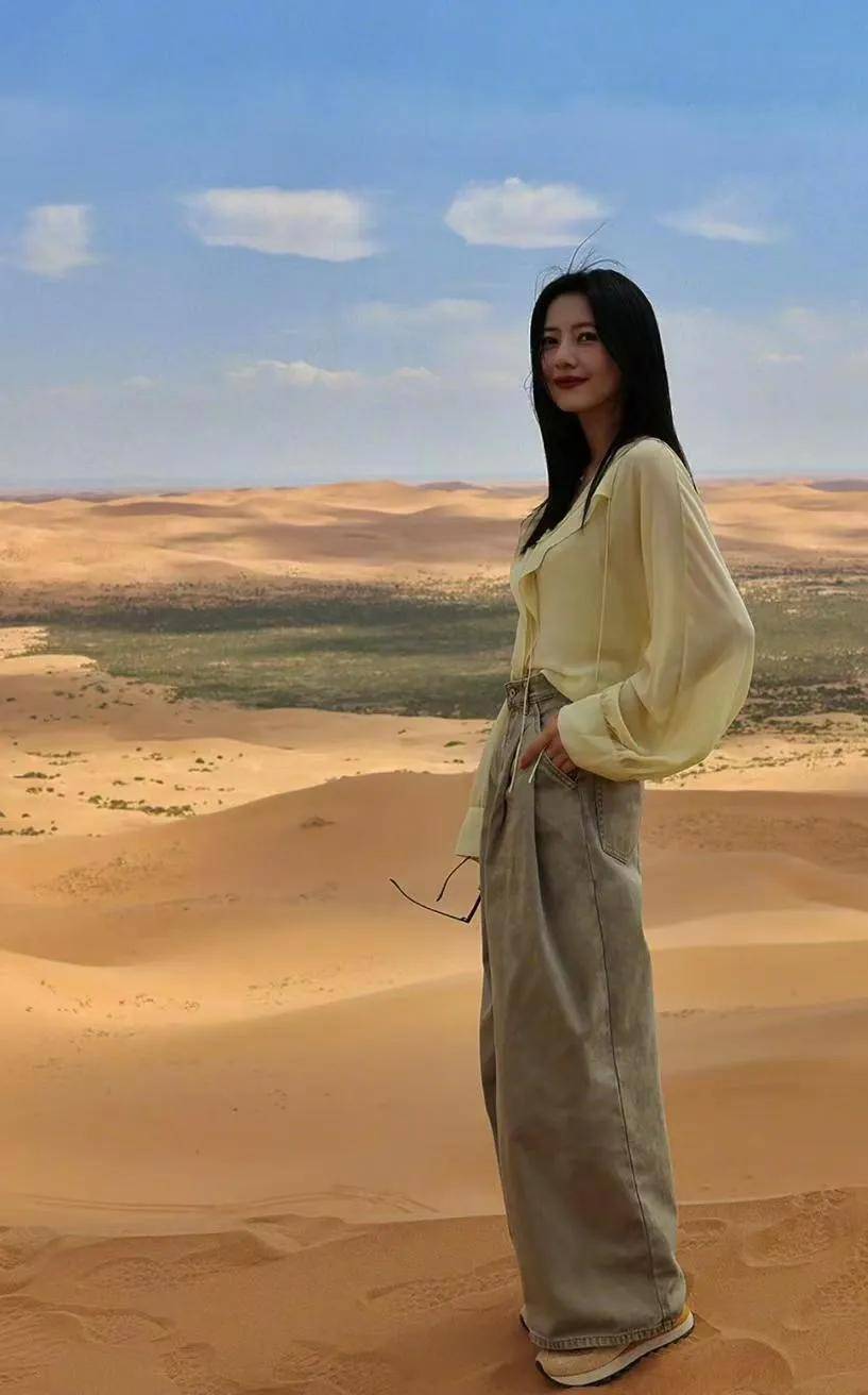 高圆圆乌兰之旅再次登榜!眼神一如既往的温柔坚韧