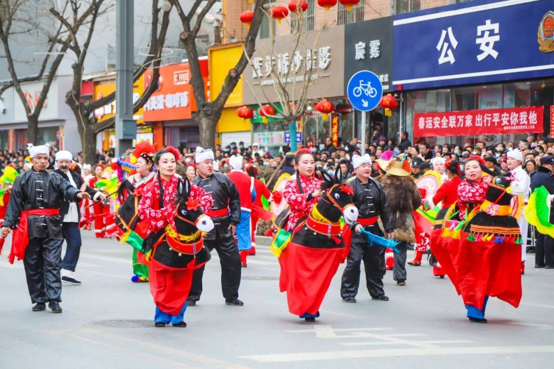 国家级非遗"陕北秧歌",黄土高原上的舞蹈盛宴!_土地_文化_场子