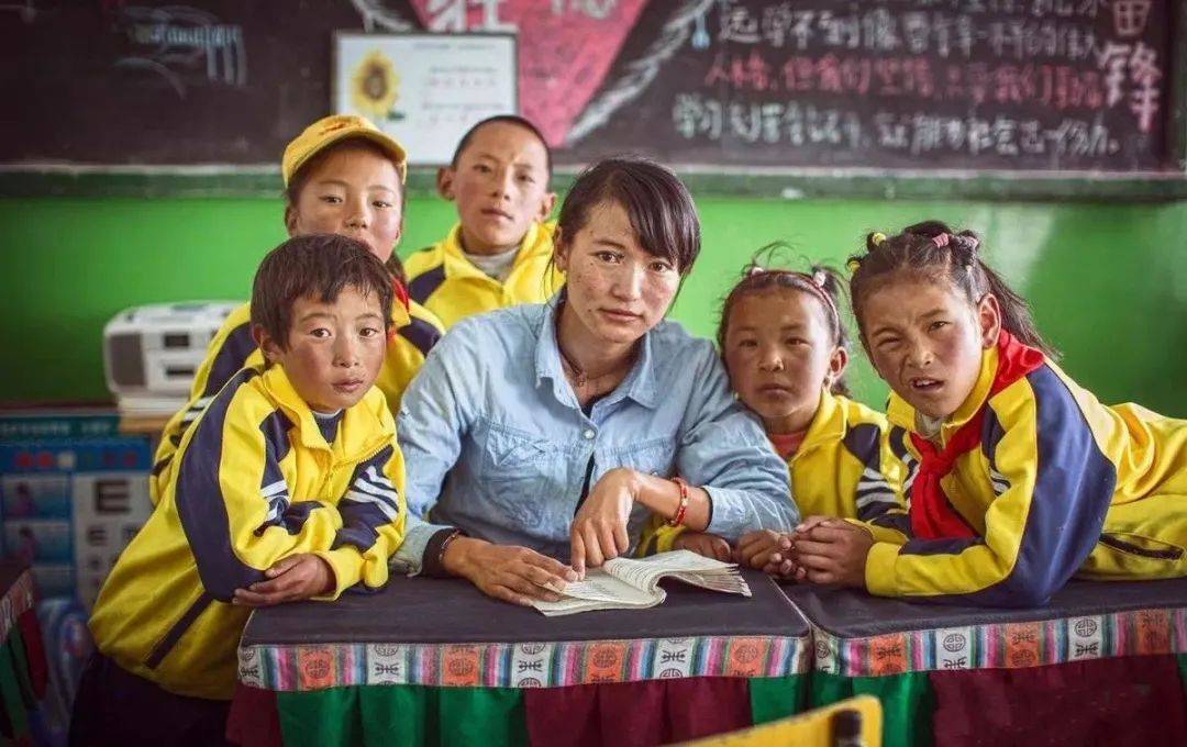 教师节特辑 | 摄影师们镜头下的老师!更有师恩钜惠只为你!