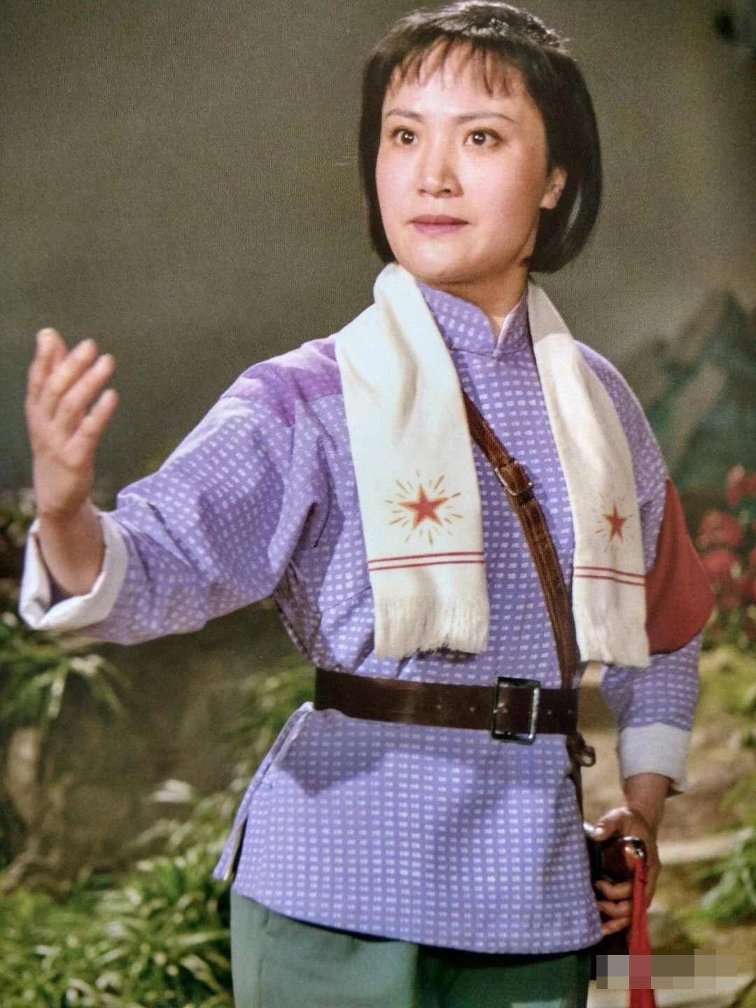 七十年代样板戏女演员对比,好几位都优雅到老,洪雪飞早逝最可惜