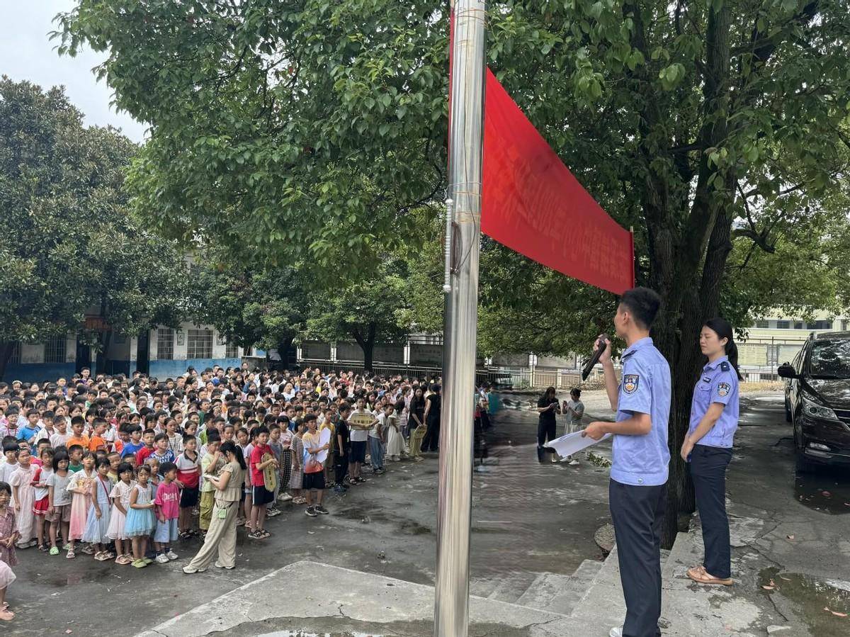 龙溪铺实验小学图片