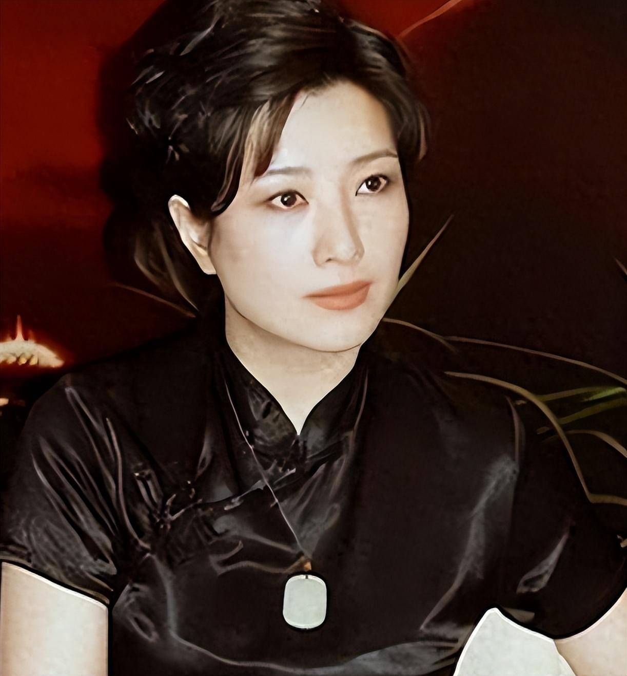 著名演员王静:含泪拯救父母,将爱扩散,至今婚姻依然成谜