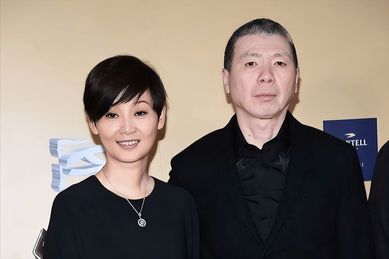 27年前,徐帆插足冯小刚家庭,原配6年的报复让徐帆"有苦难言"