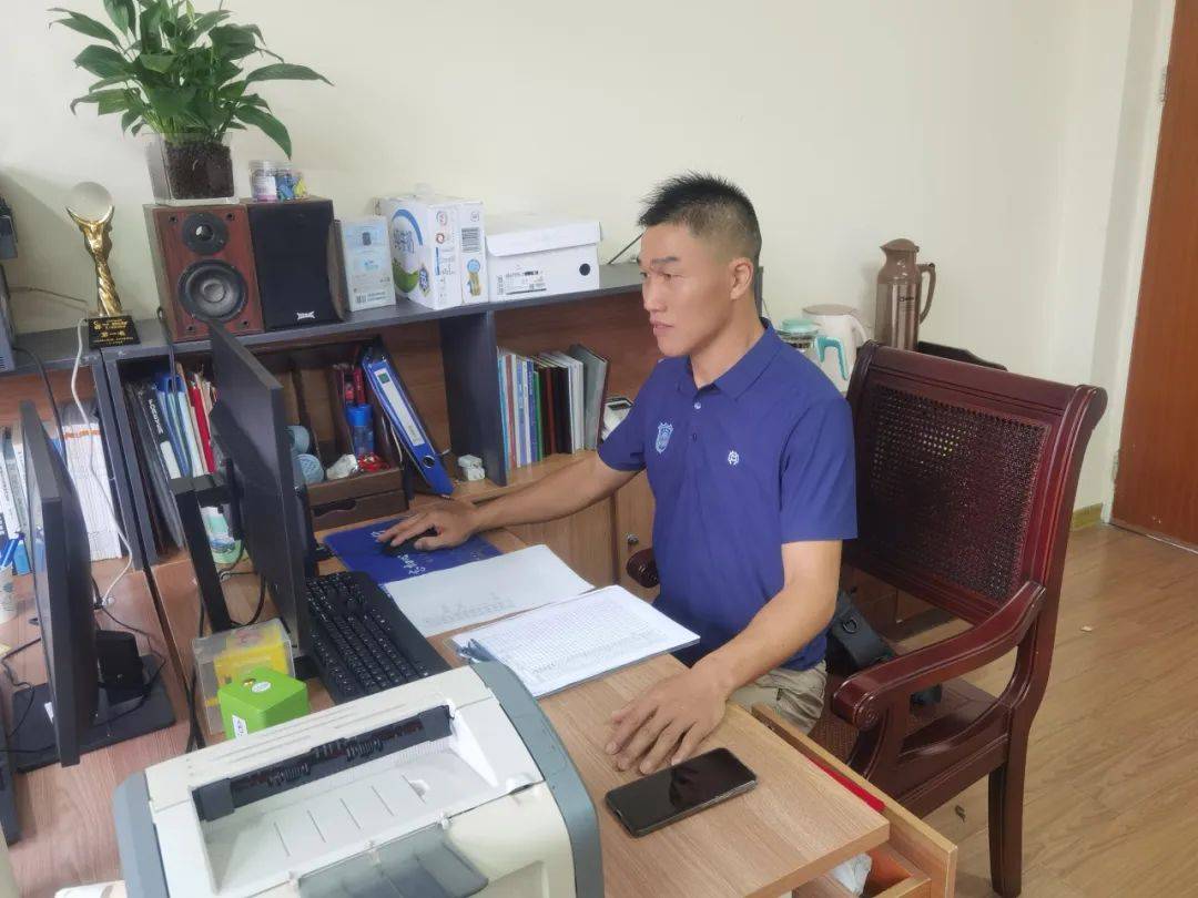 寻找身边的榜样—— 临海市白水洋镇中心校九月师德模范先进事迹