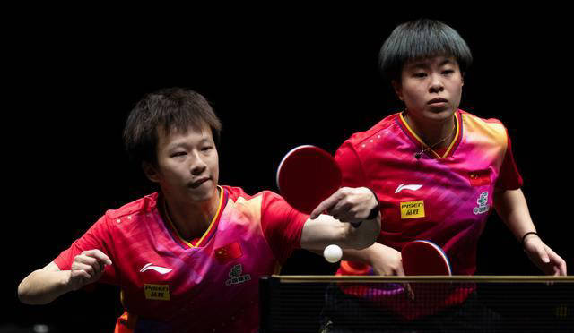 周启豪逆转夺冠，王楚钦、梁靖崑继续前进-周启豪vs王楚