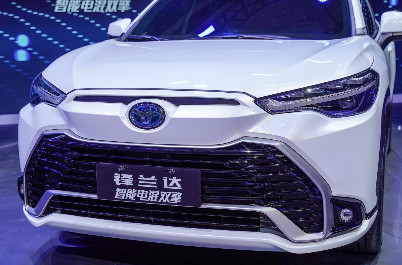 新出丰田suv16万元图片