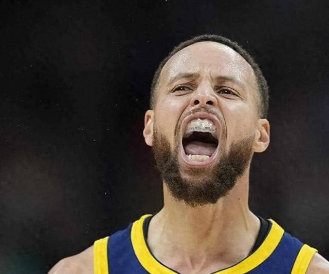 原创
            勇士队：NBA历史上最成功的球队之一，7次夺取总冠军的辉煌-勇士队历史巨星