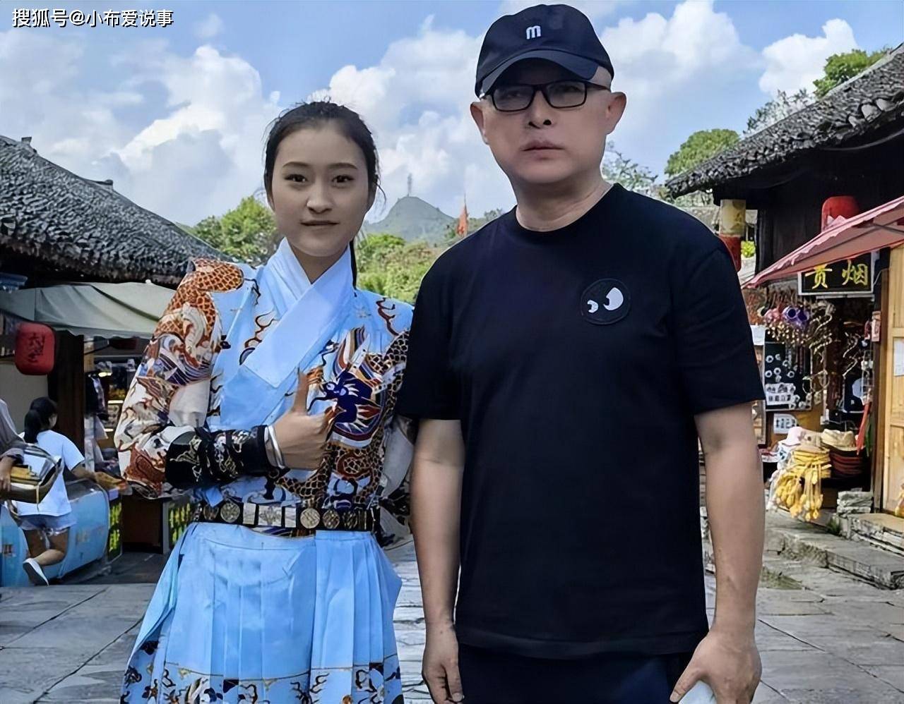 孟非老婆叫什么名字图片