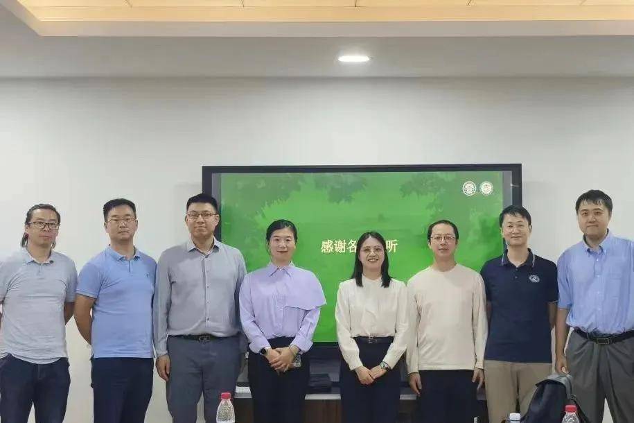 本场讲座由中南财经政法大学法学院李昊教授主持,上海市君悦律师事务