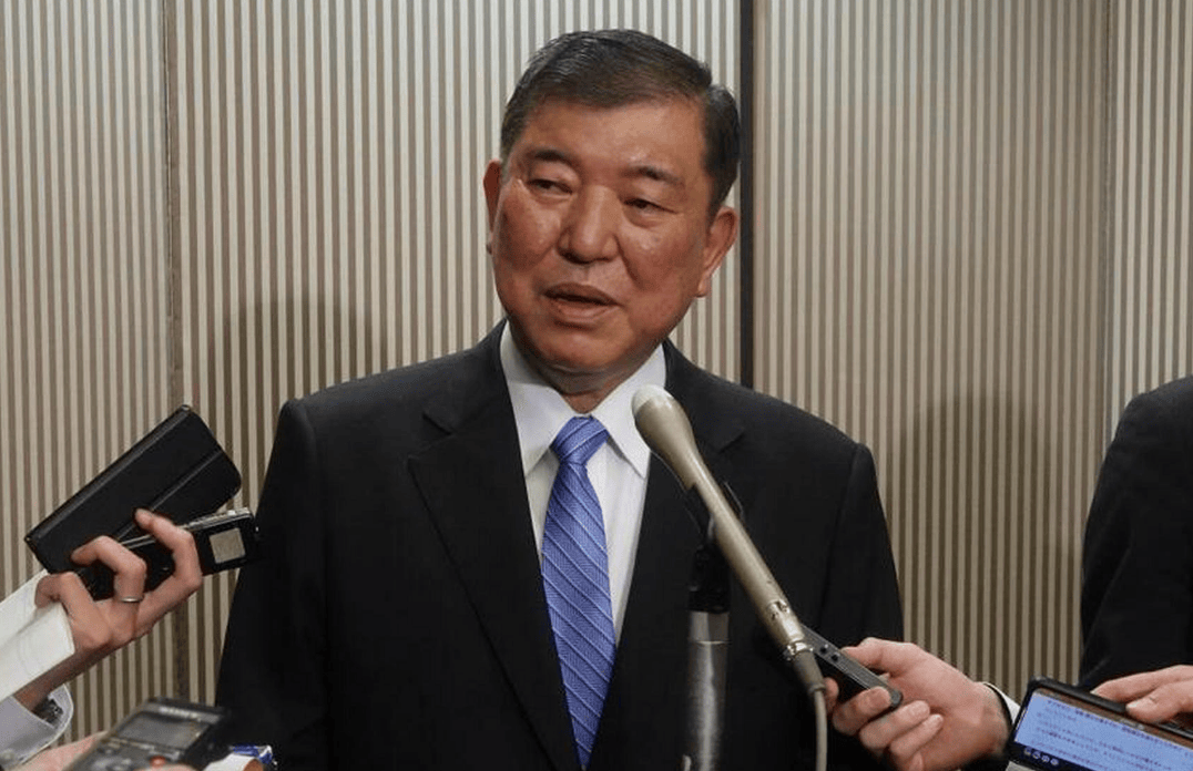 出人意料!石破茂刚上台就干了件大事,消息瞬间引爆日本舆论