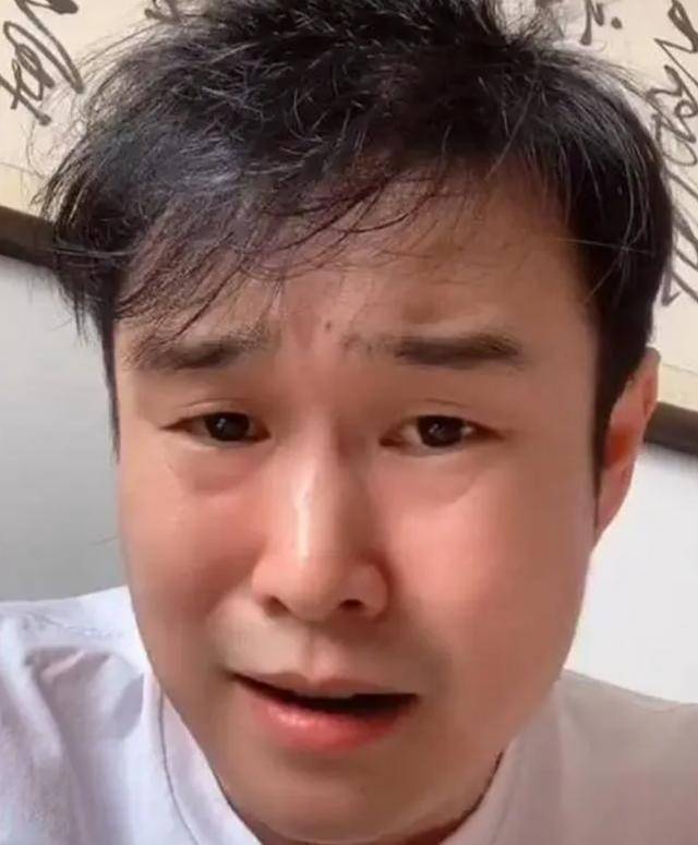 再惹非议!曝小沈阳解约本山传媒,知情人透露原因:与小沈龙相似