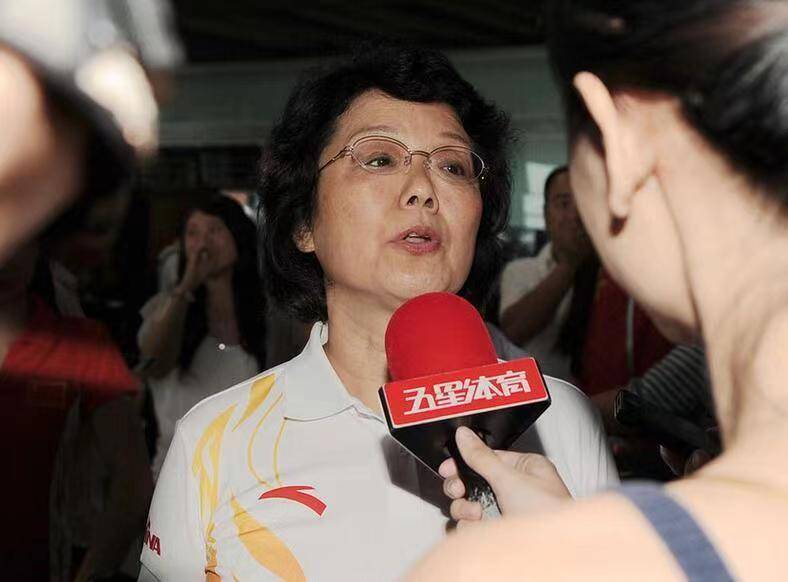 她是中国花游教母俞丽:违规收取奖金数百万,以权谋私终成阶下囚