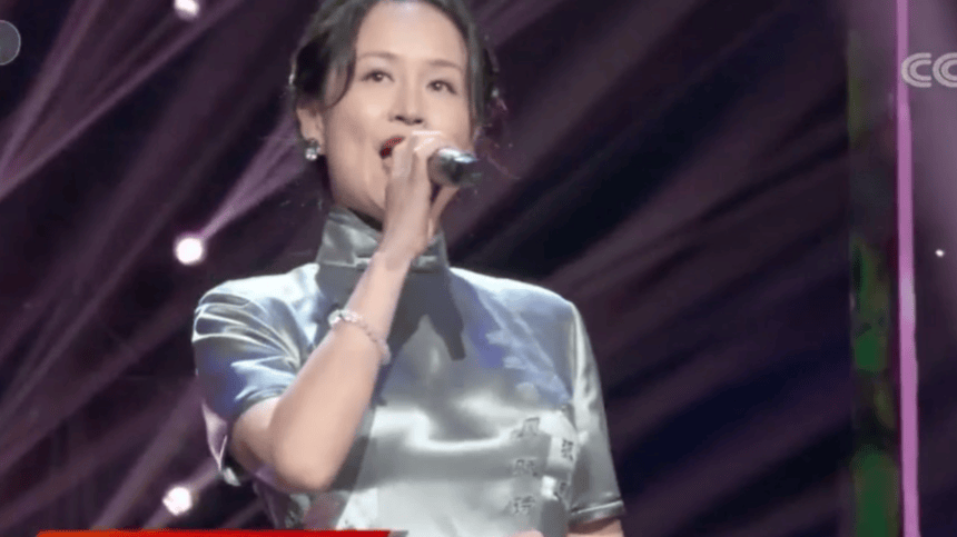 林宝演唱《四季歌》,让听众在歌声中感受四季更迭的韵味