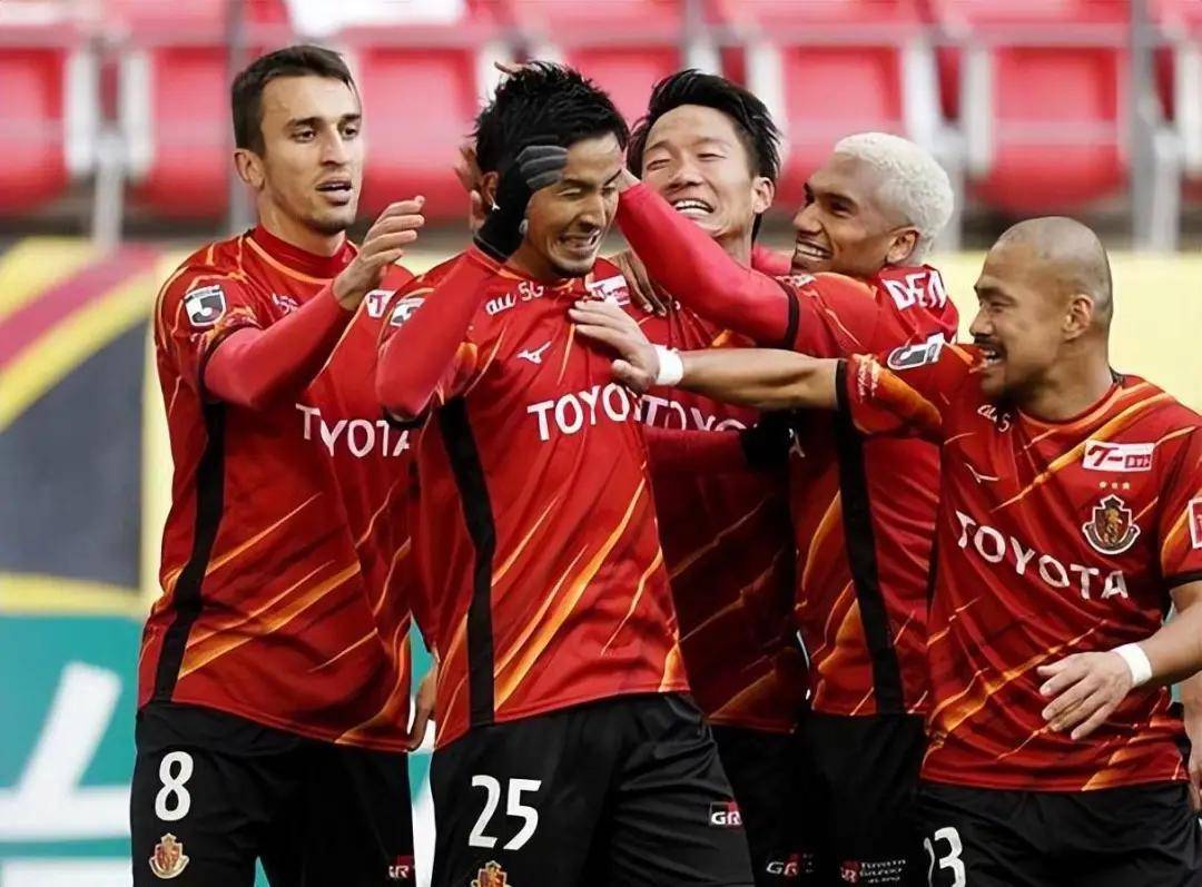 周三002日职 大阪钢巴vs名古屋鲸八
