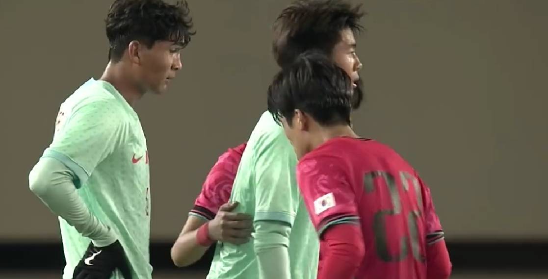 U17亚洲杯预选赛：中国小将战韩国，上半场扳平比分
