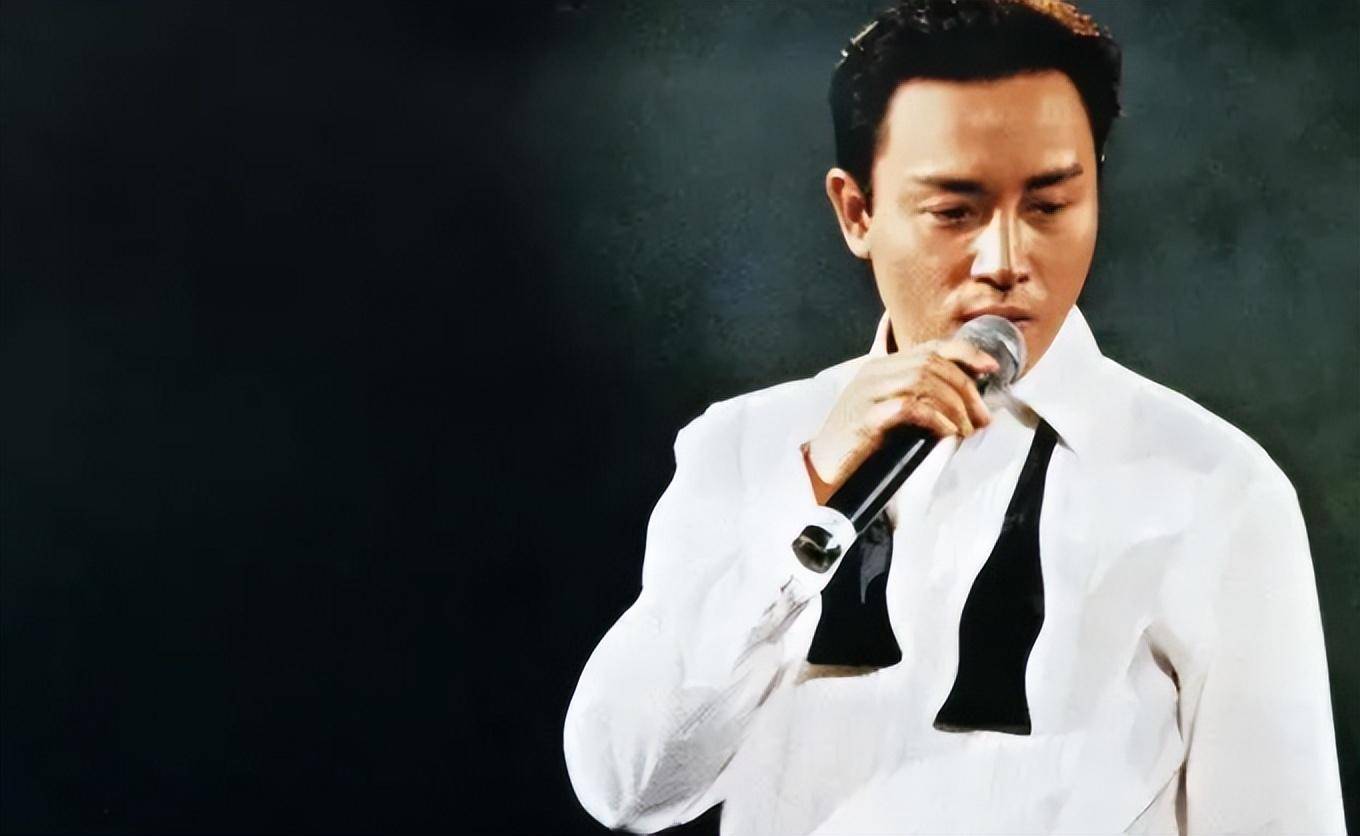 多年后,好友马末都的一句话,所有人后知后觉,原来张国荣也没躲过这件