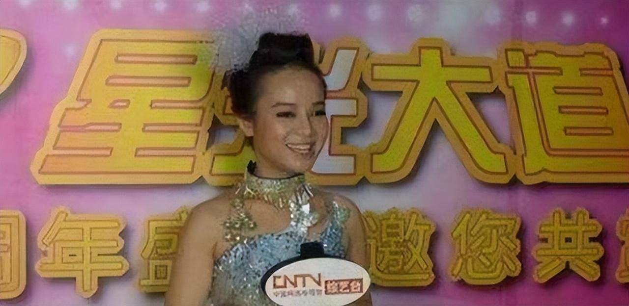 盲人歌手刘赛：6年前，不顾反对嫁到农村，如今丈夫成了她的骄傲_云飞_蛋黄派_父母