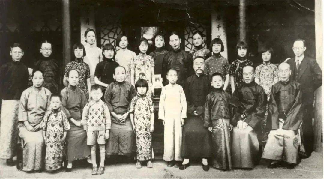 古香炉，古董，「大明宣德互部侍朗趙仲之監製」在銘，旧家藏出。 古香炉，古董，「大明宣德互部侍朗趙仲之監製」在銘，旧家藏