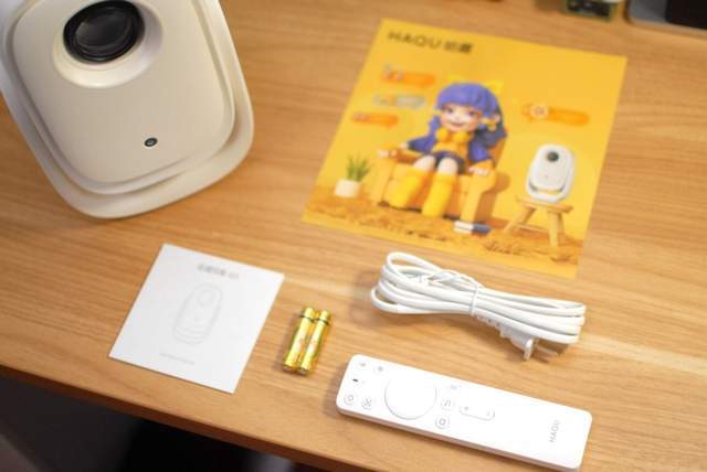 百元投影新标杆,亮度秒杀千元机,哈趣Q1云台投影仪值得拥有