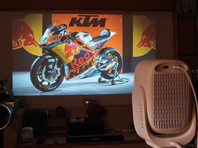 百元投影新标杆,亮度秒杀千元机,哈趣Q1云台投影仪值得拥有