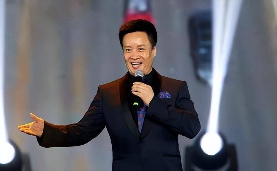 阎维文:陪伴患癌夫人34年,女婿是李肇星之子,与女儿留学结缘