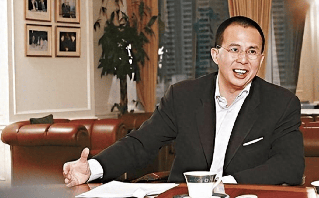 李泽楷:虽然我活成了李嘉诚,但绝不会让梁洛施成为下一个庄月明