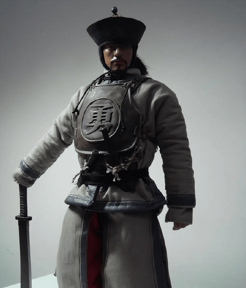 清军胸前的"兵,丁,卒,勇"有何区别?一字之差,却是三六九等