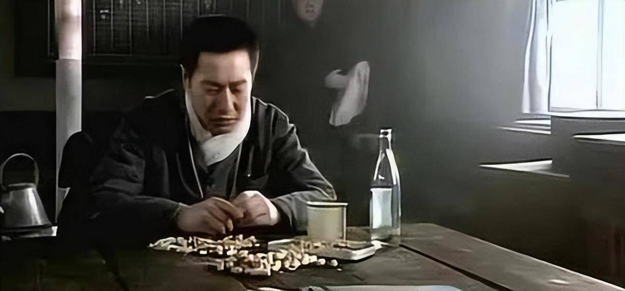 "坏人专业户"姚刚:一生无妻无子,如今在千万豪宅一个人住_表演_生活