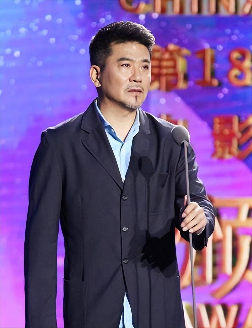 山东好男人孙淳:娶峨眉一朵金花,坚持丁克36年,后悔过