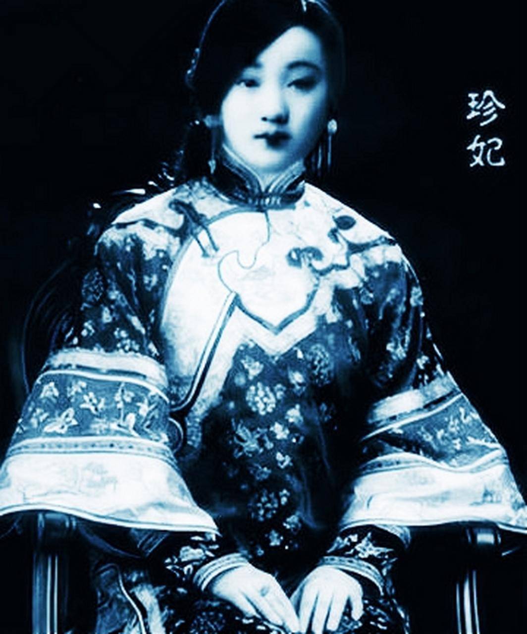 把珍妃送进井里的太监,晚年回忆时说出心里话:她真的很了不起!